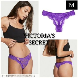 ヴィクトリアズシークレット(Victoria's Secret)のレースカットアウトソングパンティ／Mサイズ(ショーツ)