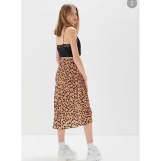 アーバンアウトフィッターズ(Urban Outfitters)の最終値下げ　Urban Outfitters Midi Skirt(ひざ丈スカート)