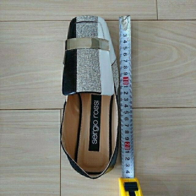 Sergio Rossi(セルジオロッシ)の【新品未使用】Sergio Rossi sr1 slipper レディースの靴/シューズ(ローファー/革靴)の商品写真