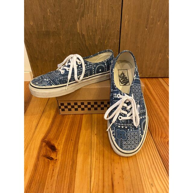 VANS(ヴァンズ)のVANS authentic バンズ オーセンティック レディースの靴/シューズ(スニーカー)の商品写真