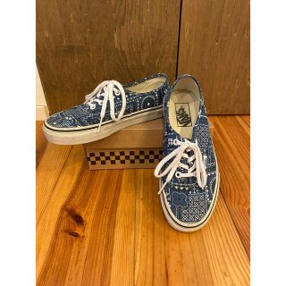 ヴァンズ(VANS)のVANS authentic バンズ オーセンティック(スニーカー)