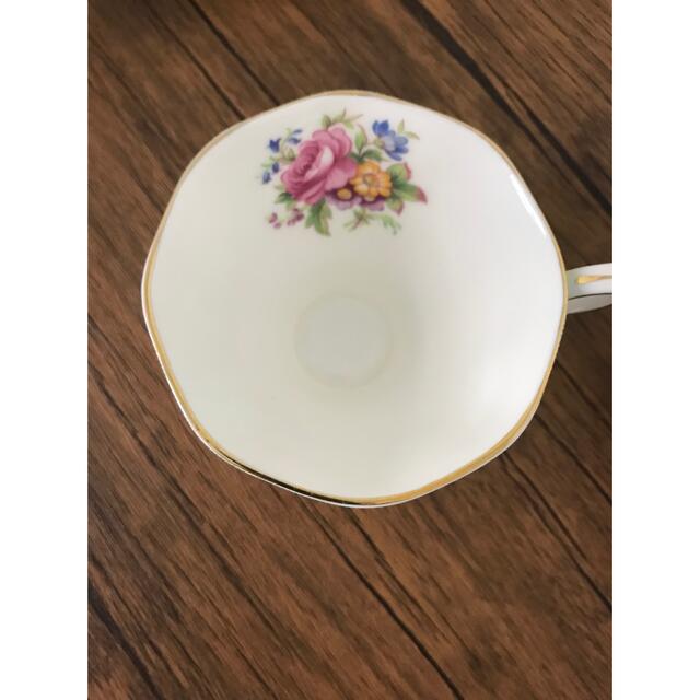 ROYAL ALBERT(ロイヤルアルバート)のロイヤルアルバート　カップ　ソーサー　2客セット インテリア/住まい/日用品のキッチン/食器(グラス/カップ)の商品写真