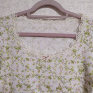 franche lippee - フランシュリッペ うさぎといちご 長袖Tシャツの通販 ...