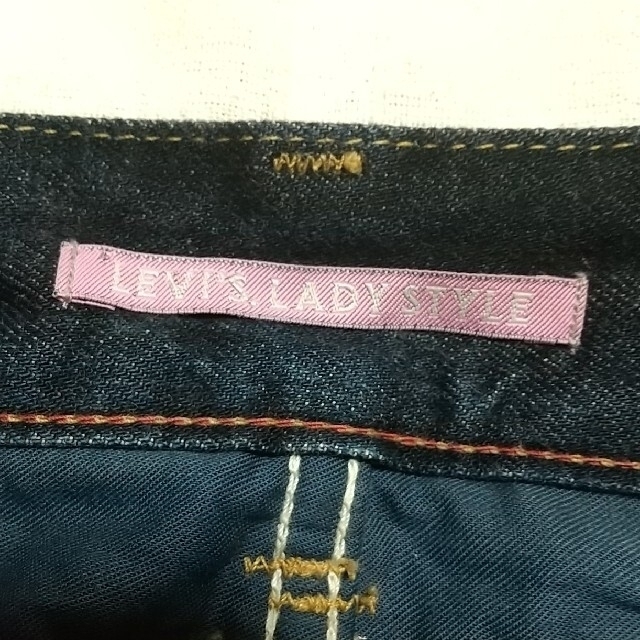 LEVIS LADV STYLE フレアデニムパンツ W30 大きめ - 通販 - toptelha