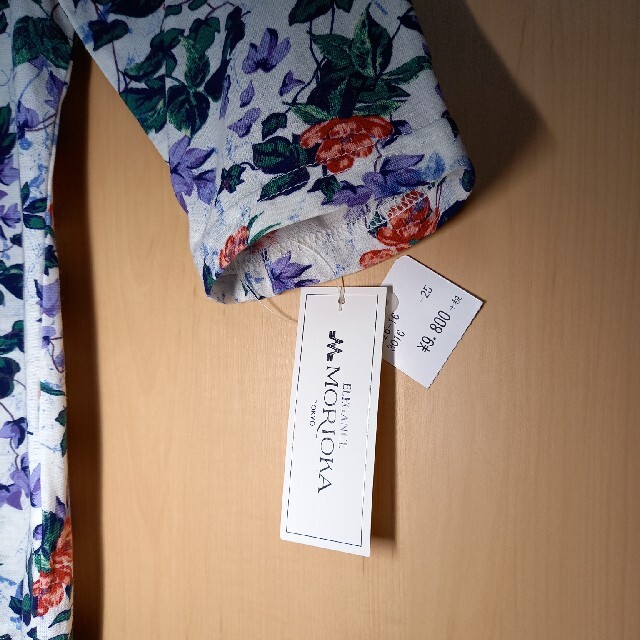 カットソー　ティーシャツ　五分袖 レディースのトップス(カットソー(半袖/袖なし))の商品写真