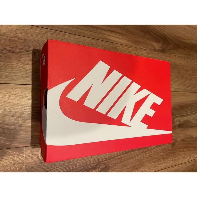 モアアップテンポ　NIKE