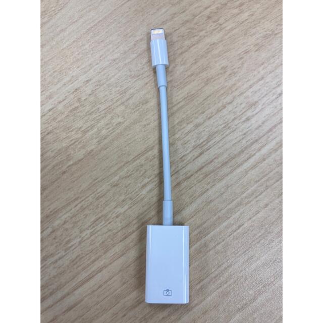 Apple(アップル)のApple Lightning - USBカメラアダプタ スマホ/家電/カメラのスマートフォン/携帯電話(その他)の商品写真