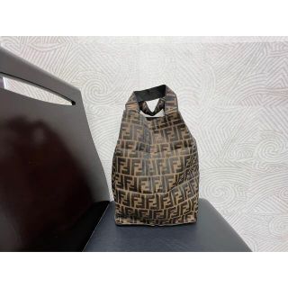 フェンディ エコバッグの通販 64点 | FENDIを買うならラクマ