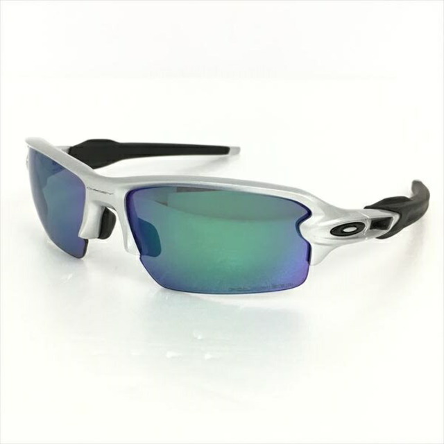 Oakley(オークリー)の☆☆OAKLEY オークリ FLAK2.0 サングラス 偏光レンズ ユニセックス ケース付 OO9271-02 シルバー レディースのファッション小物(サングラス/メガネ)の商品写真