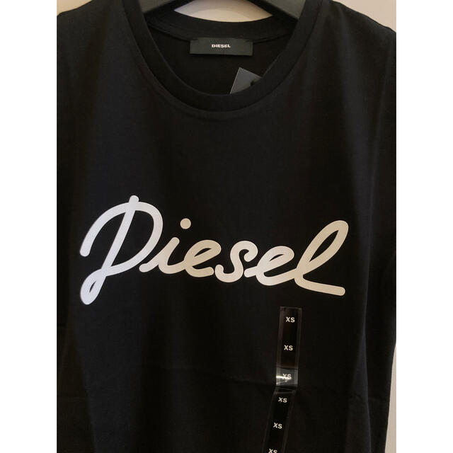 DIESEL(ディーゼル)の新品未使用！ディーゼル　DIESEL Tシャツ　ブラックXL レディースのトップス(Tシャツ(半袖/袖なし))の商品写真