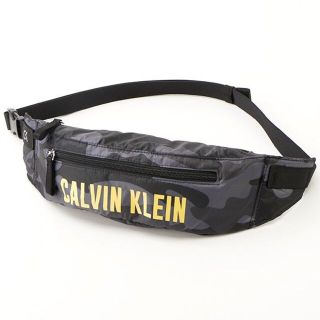 カルバンクライン(Calvin Klein)の☆カルバン クライン カモフラージュ ボディバッグ ウエストバッグ☆新品(ボディーバッグ)