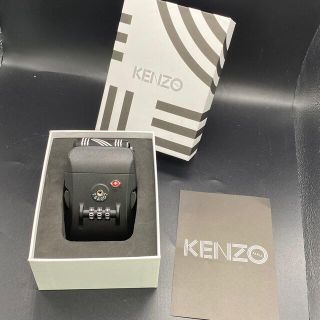 KENZO ケンゾー 鍵付き ラゲージストラップ ロゴ入り-