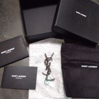 サンローラン(Saint Laurent)の【新品未使用】サンローラン SAINT LAURENT ブローチ　クロコダイル(その他)