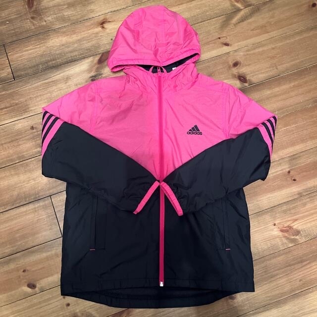 adidas(アディダス)のキッズadidasナイロンジャケット キッズ/ベビー/マタニティのキッズ服女の子用(90cm~)(ジャケット/上着)の商品写真