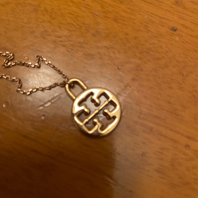 Tory Burch(トリーバーチ)のトリーバーチ　ペンダントヘッド レディースのアクセサリー(ネックレス)の商品写真