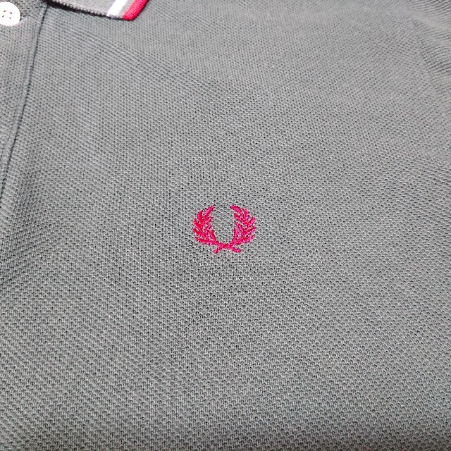 FRED PERRY(フレッドペリー)のFRED PERRY 鹿の子 ポロシャツ フレッドペリー 古着 グリーン 緑 メンズのトップス(ポロシャツ)の商品写真