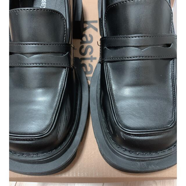 Kastane(カスタネ)のkastane【2022AWアイテム】厚底ローファー レディースの靴/シューズ(ローファー/革靴)の商品写真