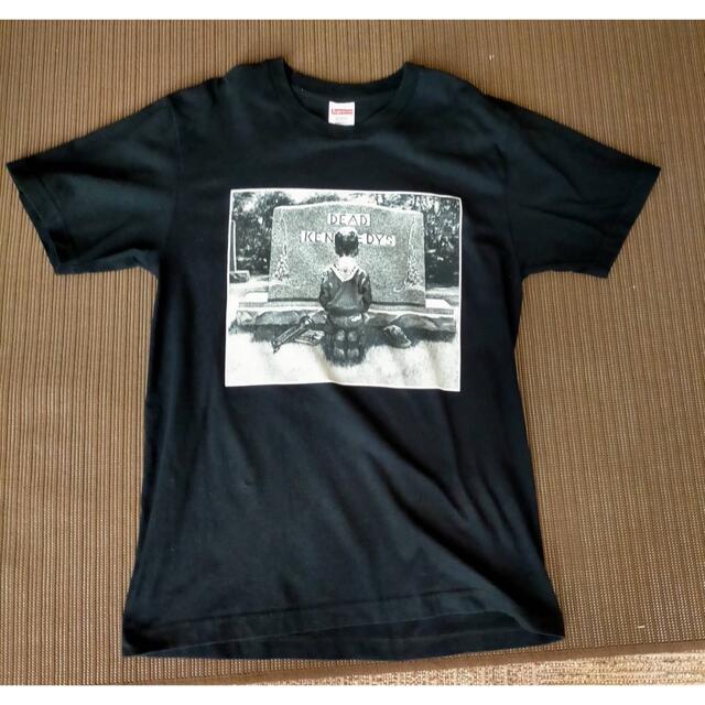 Supreme(シュプリーム)のsupreme Dead Kennedys Gravestone tee M メンズのトップス(Tシャツ/カットソー(半袖/袖なし))の商品写真