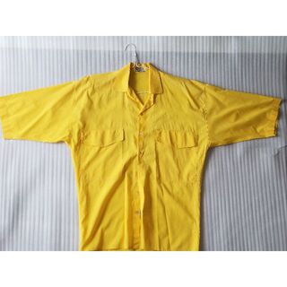 ジャンニヴェルサーチ(Gianni Versace)のジャンニヴェルサーチGIANNIVERSACE半袖ビンテージシャツ黄クリーニング(シャツ)