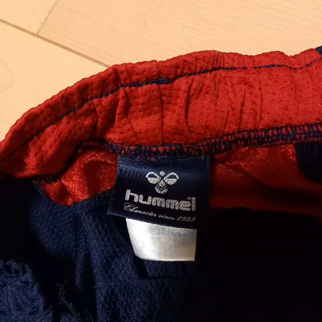 hummel(ヒュンメル)の訳ありヒュンメル、ハーフパンツS スポーツ/アウトドアのサッカー/フットサル(ウェア)の商品写真