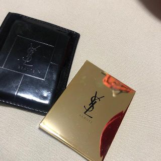 イヴサンローランボーテ(Yves Saint Laurent Beaute)のイブサンローラン   手鏡　ゴールド　　非売品(ミラー)