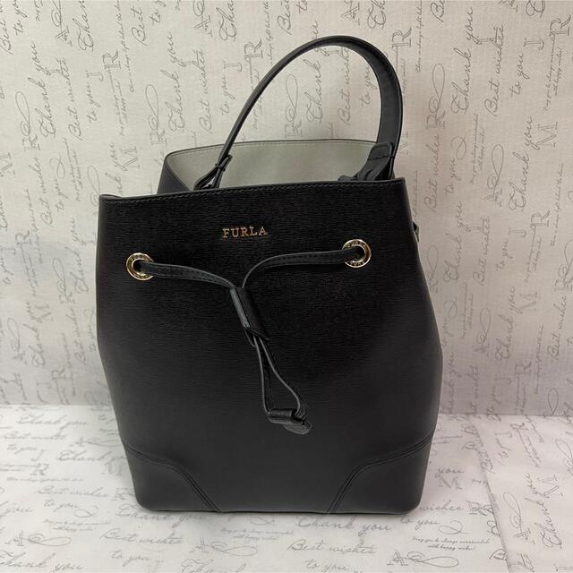 FURLA ステイシー　黒