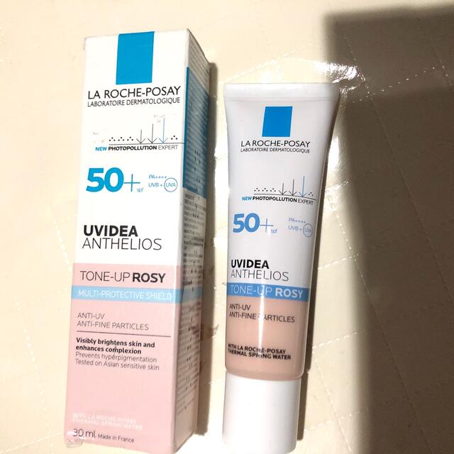 LA ROCHE-POSAY(ラロッシュポゼ)の《未使用》ラロッシュポゼ　uvディア　プロテクショントーンアップ　ローズ コスメ/美容のベースメイク/化粧品(化粧下地)の商品写真