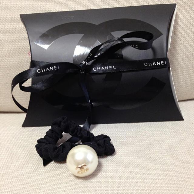 中古】シャネル CHANEL パール付きシュシュ A63896_Y20154_Z3528