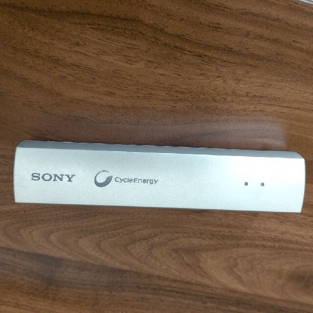 SONY(ソニー)のsony usb機能付きポータブル電源 スマホ/家電/カメラのスマートフォン/携帯電話(バッテリー/充電器)の商品写真