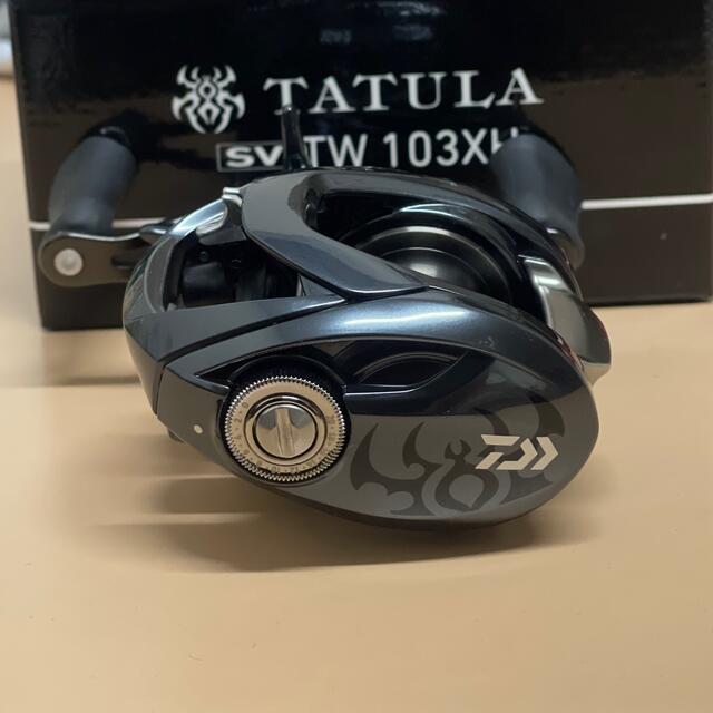 DAIWA(ダイワ)の20 タトゥーラ SV TW 103XH スポーツ/アウトドアのフィッシング(リール)の商品写真