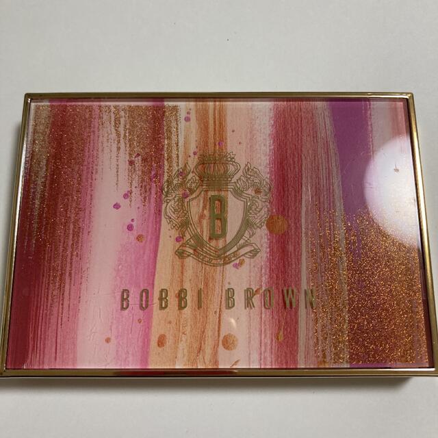 BOBBI BROWN(ボビイブラウン)のボビイ ブラウン リュクス メタル ローズ アイシャドウ パレット コスメ/美容のベースメイク/化粧品(アイシャドウ)の商品写真