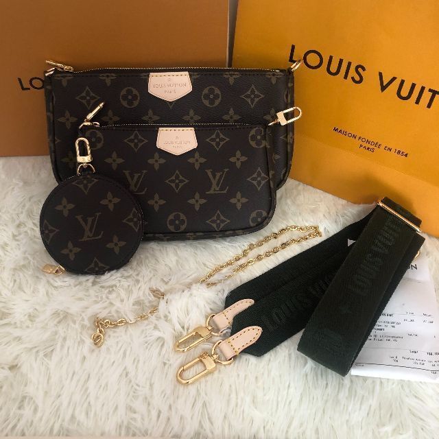 100%新品セールLOUIS VUITTON - 極美品大人気 ミュルティ・ポシェット