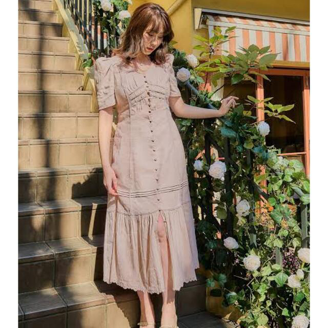 31日までsale／最終値下げ！SCALLOP NECKLINE DRESS