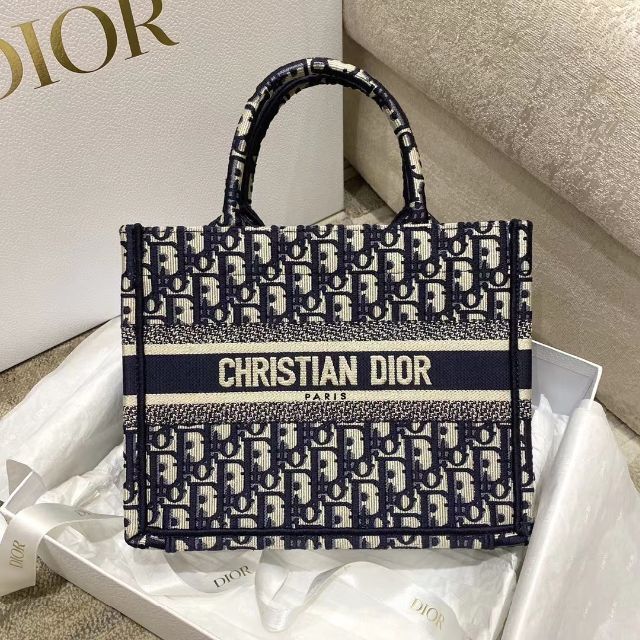 Christian Dior - クリスチャンディオール　DIOR バック