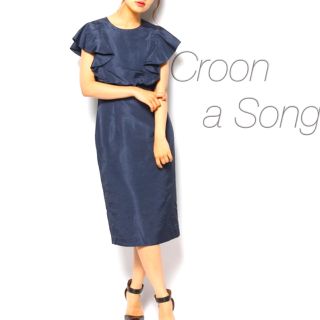 クルーンアソング(CROON A SONG)の【美品】フレアスリーブ・ネイビー・ドット柄 ワンピース・パーティードレス(ひざ丈ワンピース)