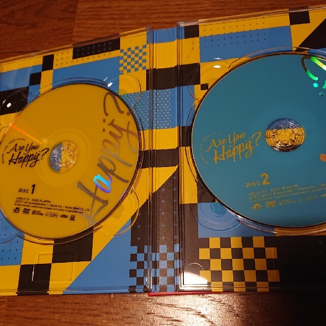 嵐(アラシ)のARASHI　LIVE　TOUR　2016-2017　Are　You　Happy エンタメ/ホビーのDVD/ブルーレイ(ミュージック)の商品写真