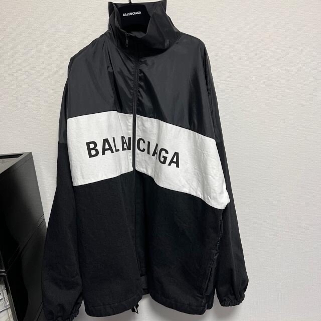 Balenciaga - BALENCIAG ナイロンジャケットの通販 by れーs shop