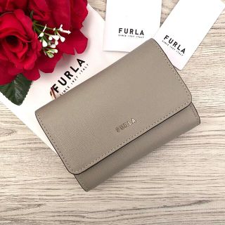 フルラ(Furla)の《新品》FURLA グレー グレージュ バニラ レザー 折り財布(財布)