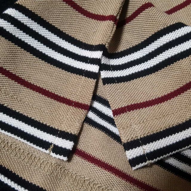 BURBERRY(バーバリー)の新品タグバーバリーブラックレーベルタータンチェック加工半袖ポロシャツL メンズのトップス(ポロシャツ)の商品写真