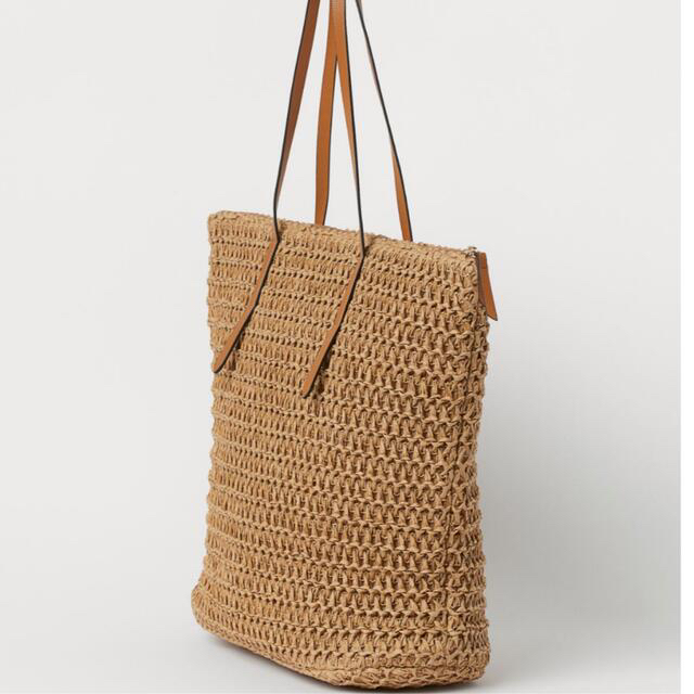 H&M - 【新品】H&M ストローショッパー かごバッグの通販 by H&M - 【新品】H&M ストローショッパー かごバッグの通販 by