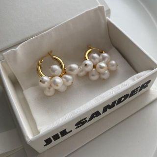 ジルサンダー(Jil Sander)のJILSANDER ピアス　バロック真珠(ピアス)