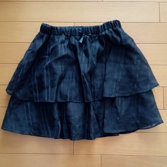 GU(ジーユー)のyu_ki_208様専用❗❗GU  150cm  女児　黒チェック　スカート キッズ/ベビー/マタニティのキッズ服女の子用(90cm~)(スカート)の商品写真