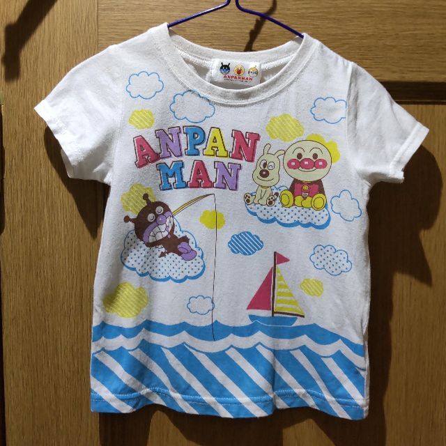 BANDAI(バンダイ)のアンパンマンのＴシャツ　サイズ95　(779)　同梱無料 キッズ/ベビー/マタニティのキッズ服男の子用(90cm~)(Tシャツ/カットソー)の商品写真