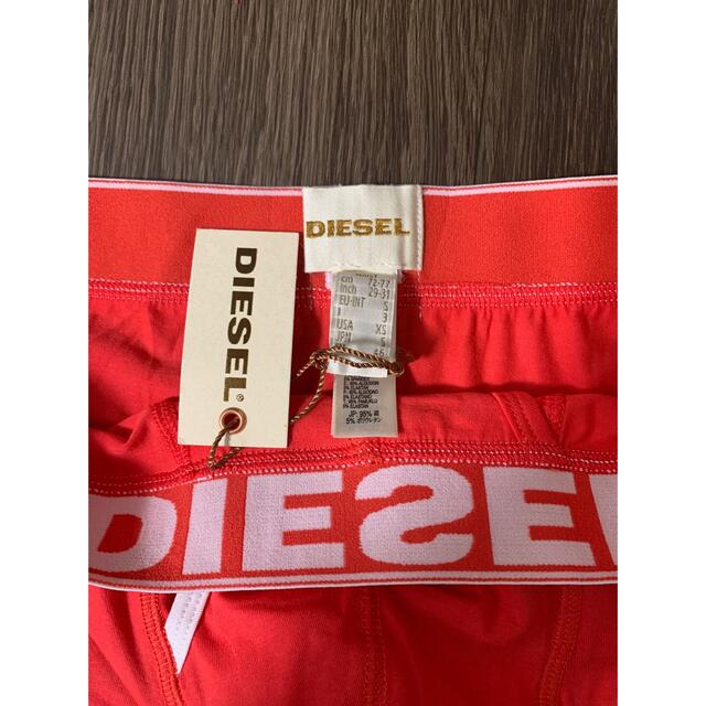 DIESEL(ディーゼル)の新品未使用タグ付き　ディーゼルDIESEL　ボクサーパンツ赤Sサイズ メンズのアンダーウェア(ボクサーパンツ)の商品写真