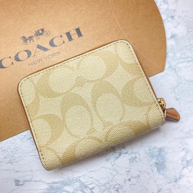 【COACH】三つ折り財布 シグネチャー