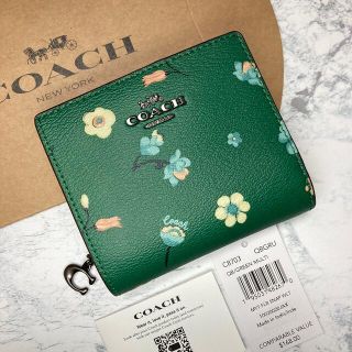 コーチ(COACH)のCOACH 2022春夏新作 二つ折り財布 ミニ財布 花柄 グリーンマルチ(財布)