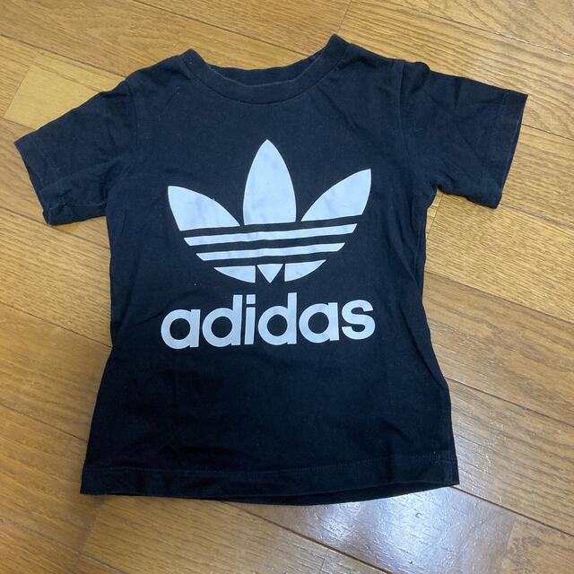 adidas(アディダス)の【普通郵便・中古】アディダス 黒 Ｔシャツ 半袖 90 キッズ/ベビー/マタニティのキッズ服男の子用(90cm~)(Tシャツ/カットソー)の商品写真