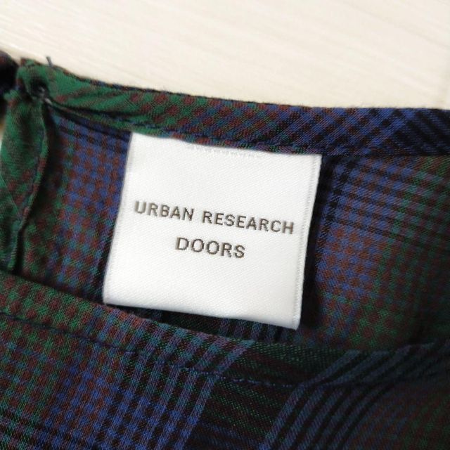 URBAN RESEARCH DOORS(アーバンリサーチドアーズ)のアーバンリサーチドアーズ　マドラスチェック　ロングワンピース　グリーン系　F レディースのワンピース(ロングワンピース/マキシワンピース)の商品写真