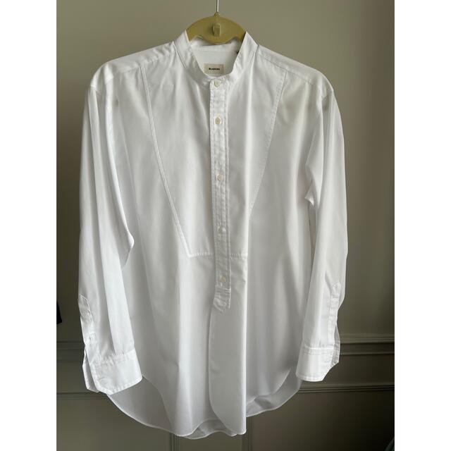 BLAMINK(ブラミンク)の美品⭐︎BLAMINK ホワイト　ノーカラーシャツ　size36 レディースのトップス(Tシャツ(長袖/七分))の商品写真