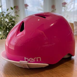 バーン(bern)のヘルメット　XS-S  ピンク　bern(ヘルメット/シールド)